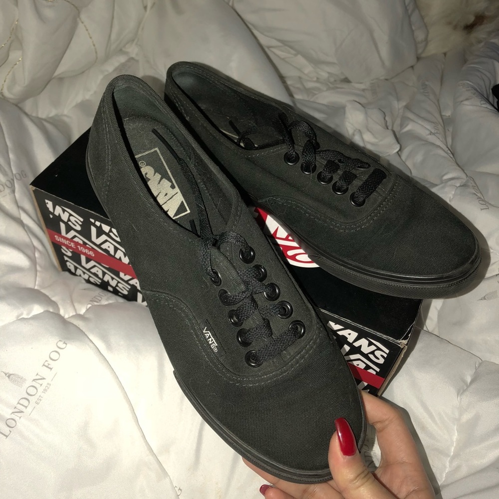 Vans (black)